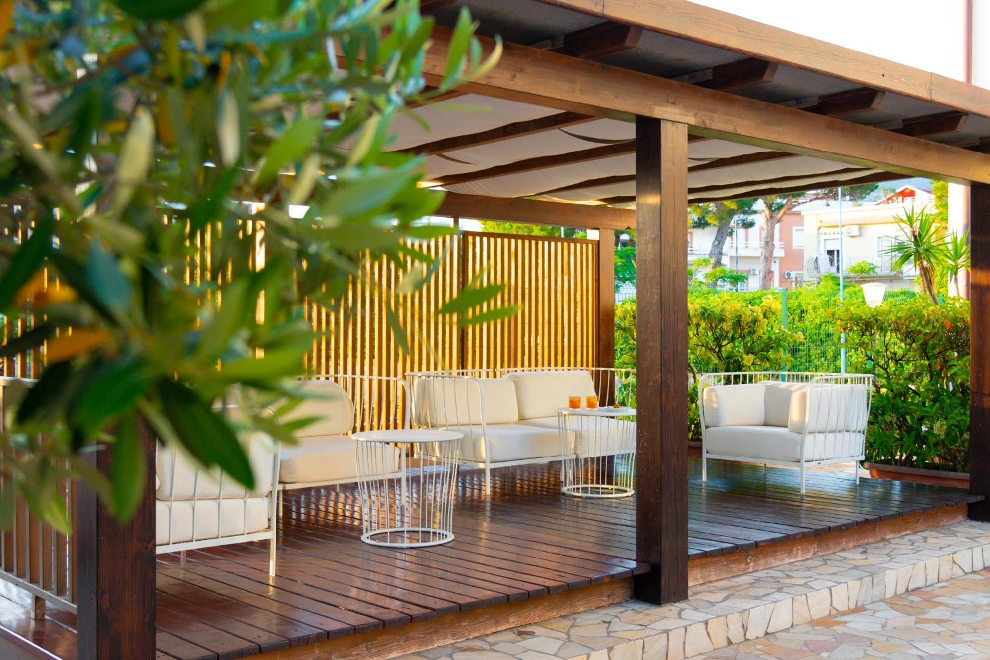 Hotel Garden برايا إيه ماري المظهر الخارجي الصورة