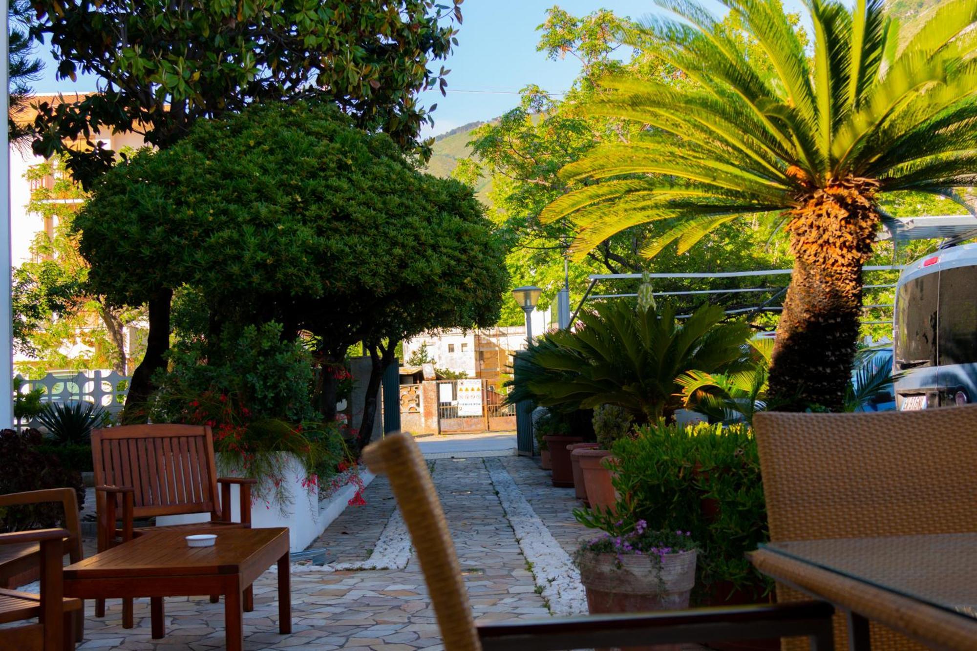 Hotel Garden برايا إيه ماري المظهر الخارجي الصورة