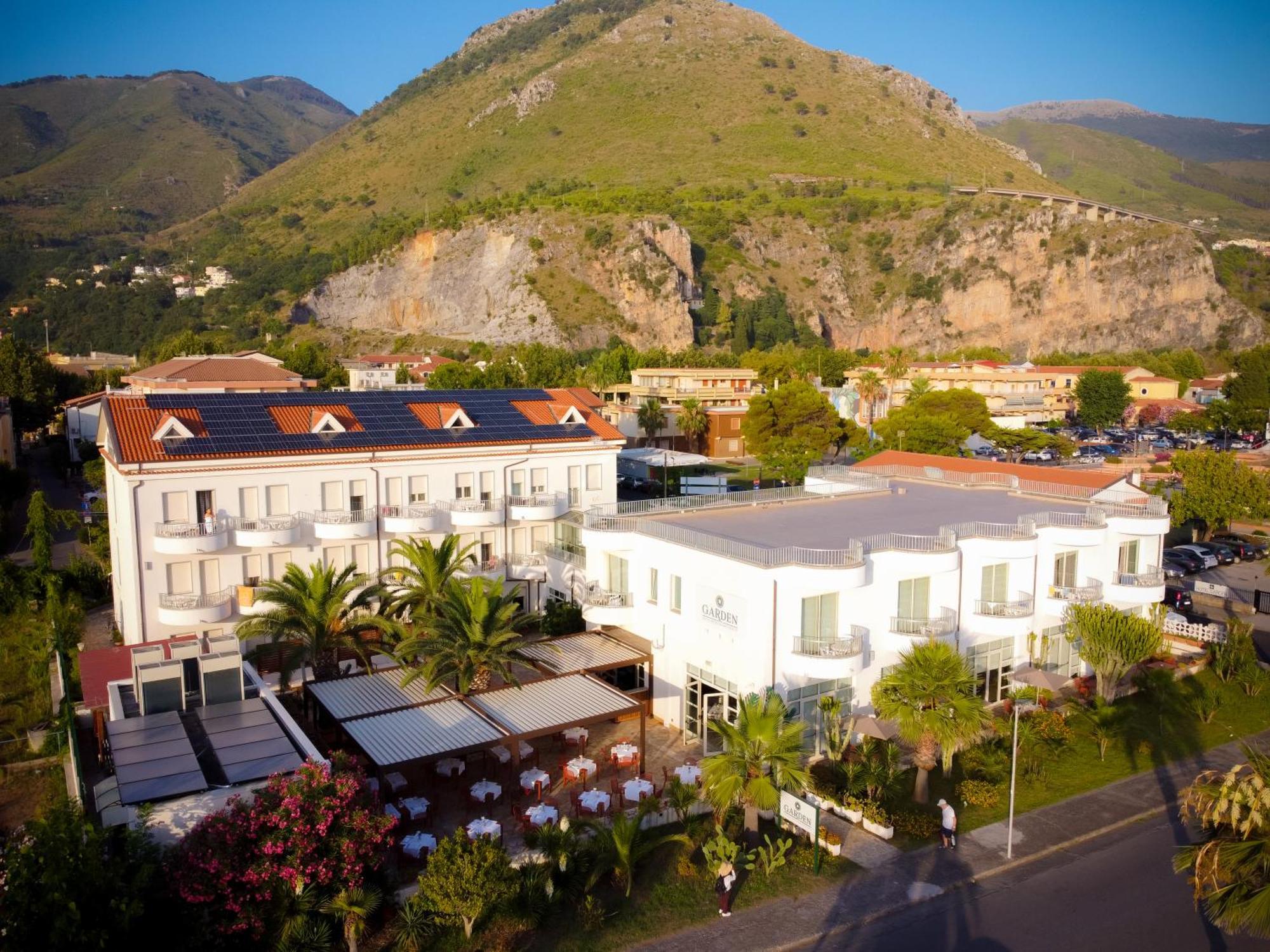 Hotel Garden برايا إيه ماري المظهر الخارجي الصورة