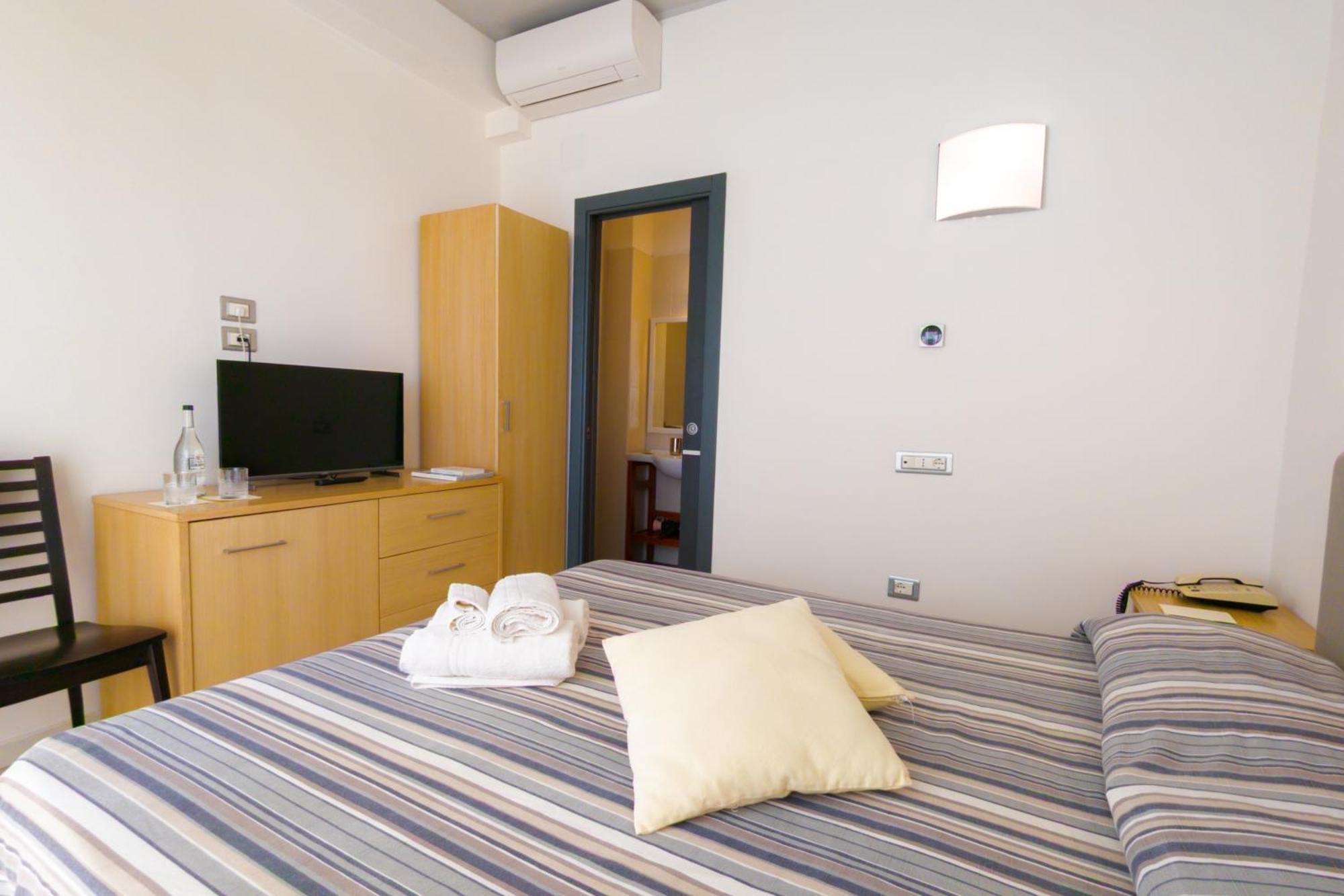 Hotel Garden برايا إيه ماري المظهر الخارجي الصورة